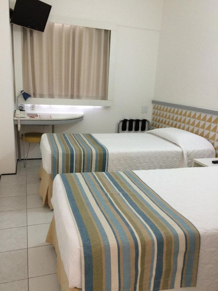 Ibis Budget Salvador Ngoại thất bức ảnh